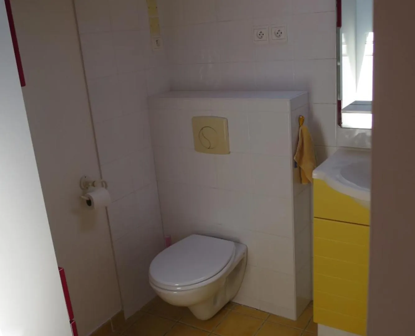 Chambre Rouge Avec Salle De Bain Privative Velodrome Prado Marsiglia